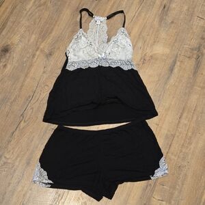 Elegant Black and White Lace Sleepwear Set